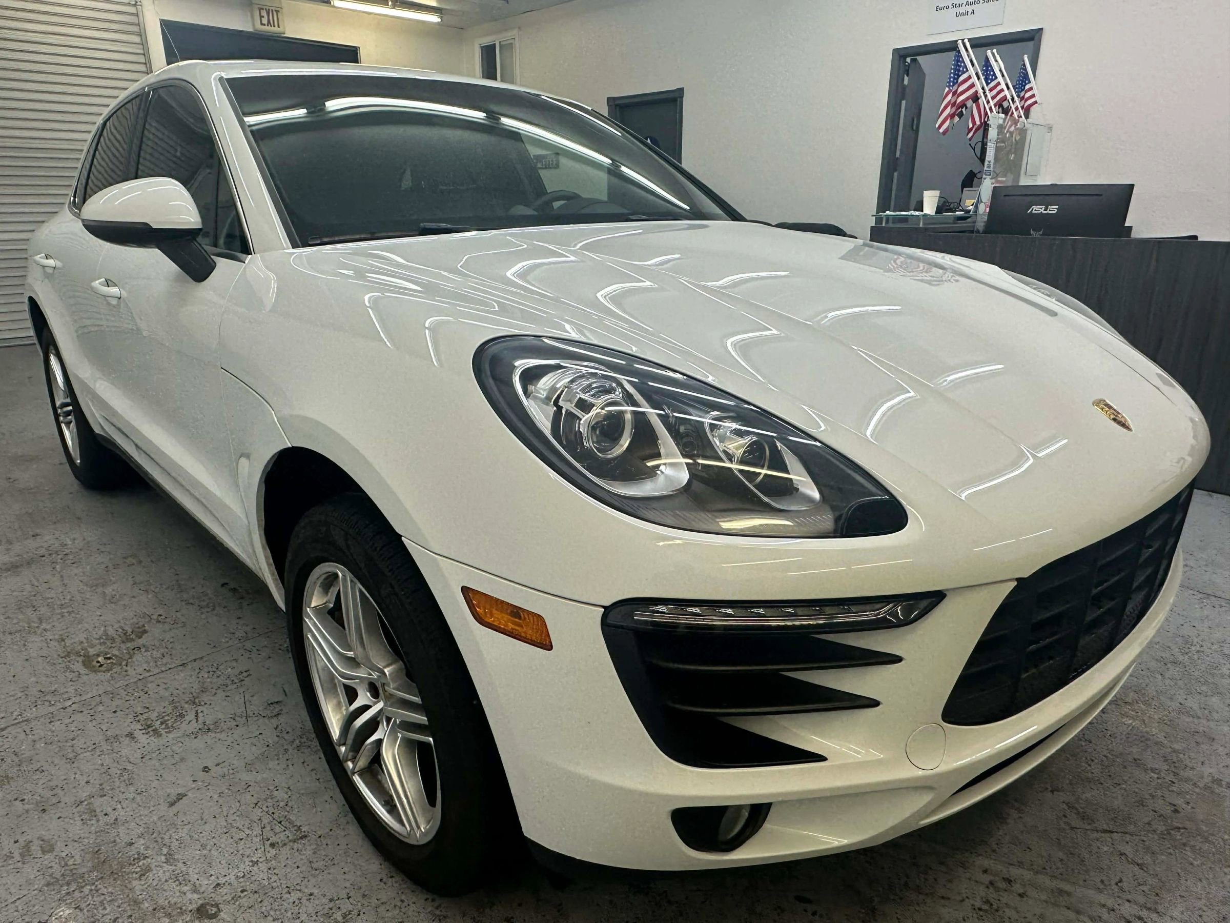 Used 2015 Porsche Macan S image 29