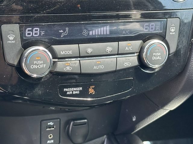 Used 2016 Nissan Rogue SL w/ SL Premium Package AWD/4WD image 22