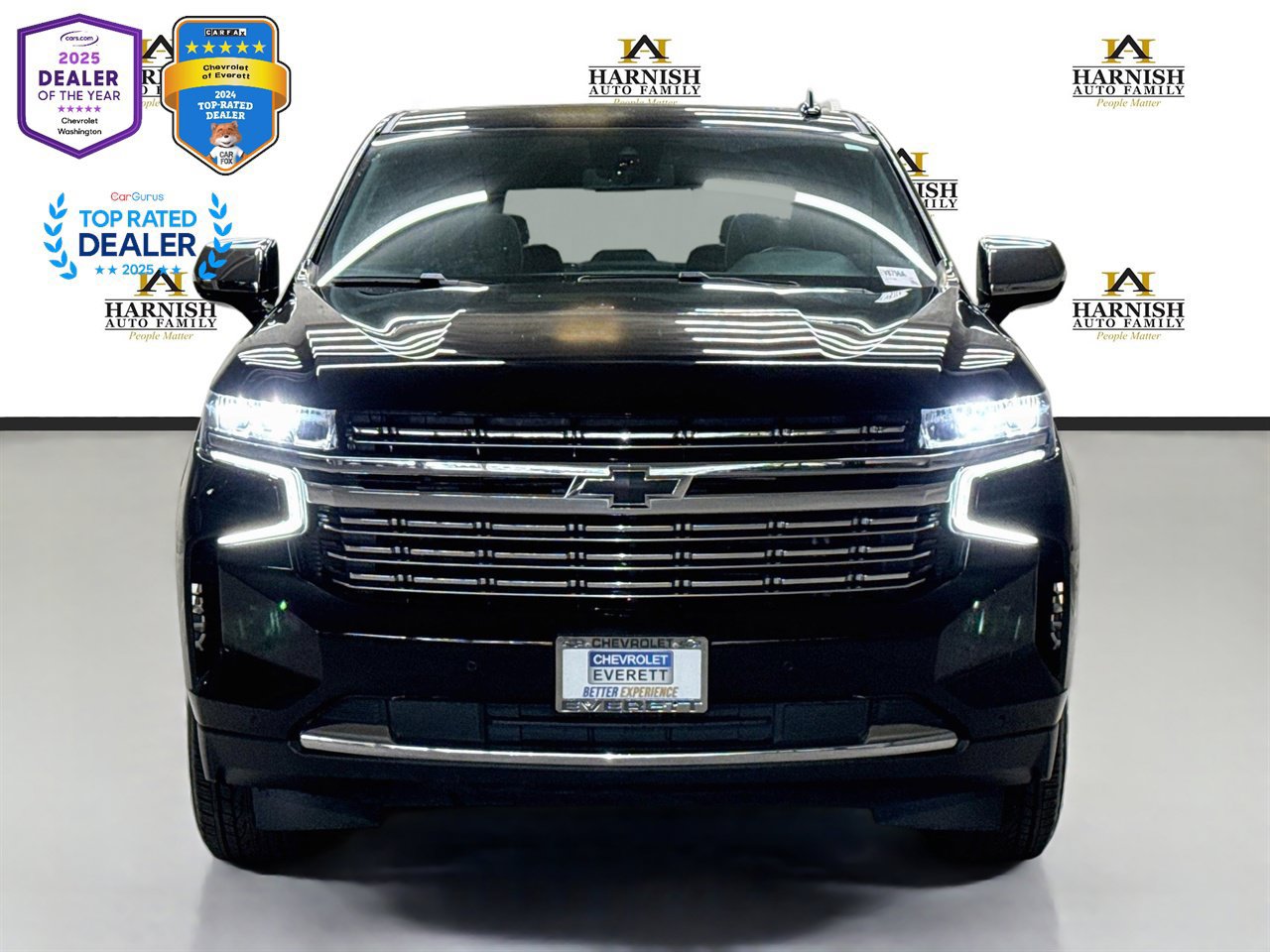 Used 2023 Chevrolet Tahoe Premier AWD/4WD image 2