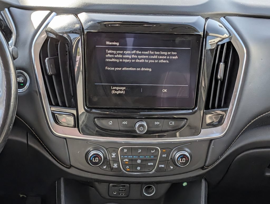 Used 2021 Chevrolet Traverse LT w/ LT Premium Package FWD image 15