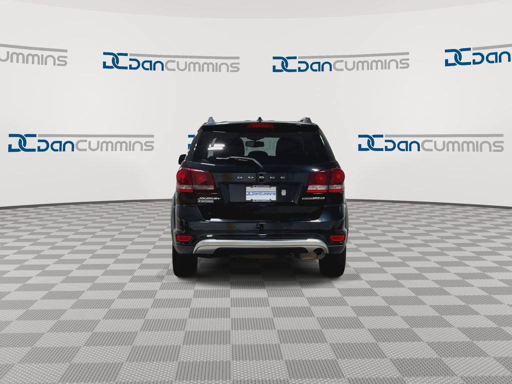 Used 2017 Dodge Journey Crossroad FWD image 7