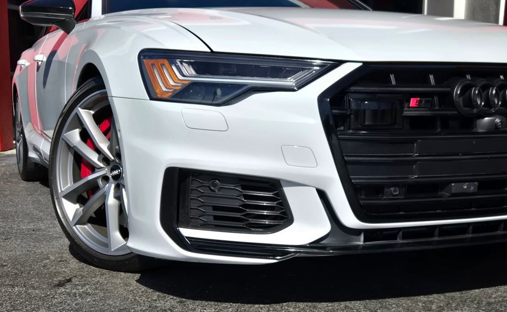 Used 2021 Audi S6 Prestige w/ Prestige Package image 13
