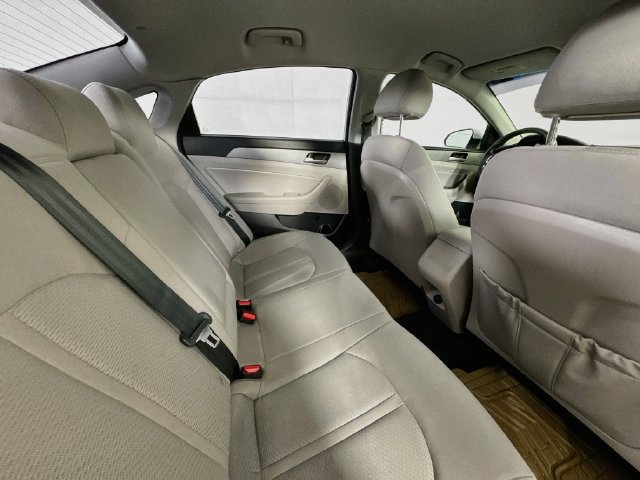 Used 2018 Hyundai Sonata SEL w/ Cargo Package FWD image 24