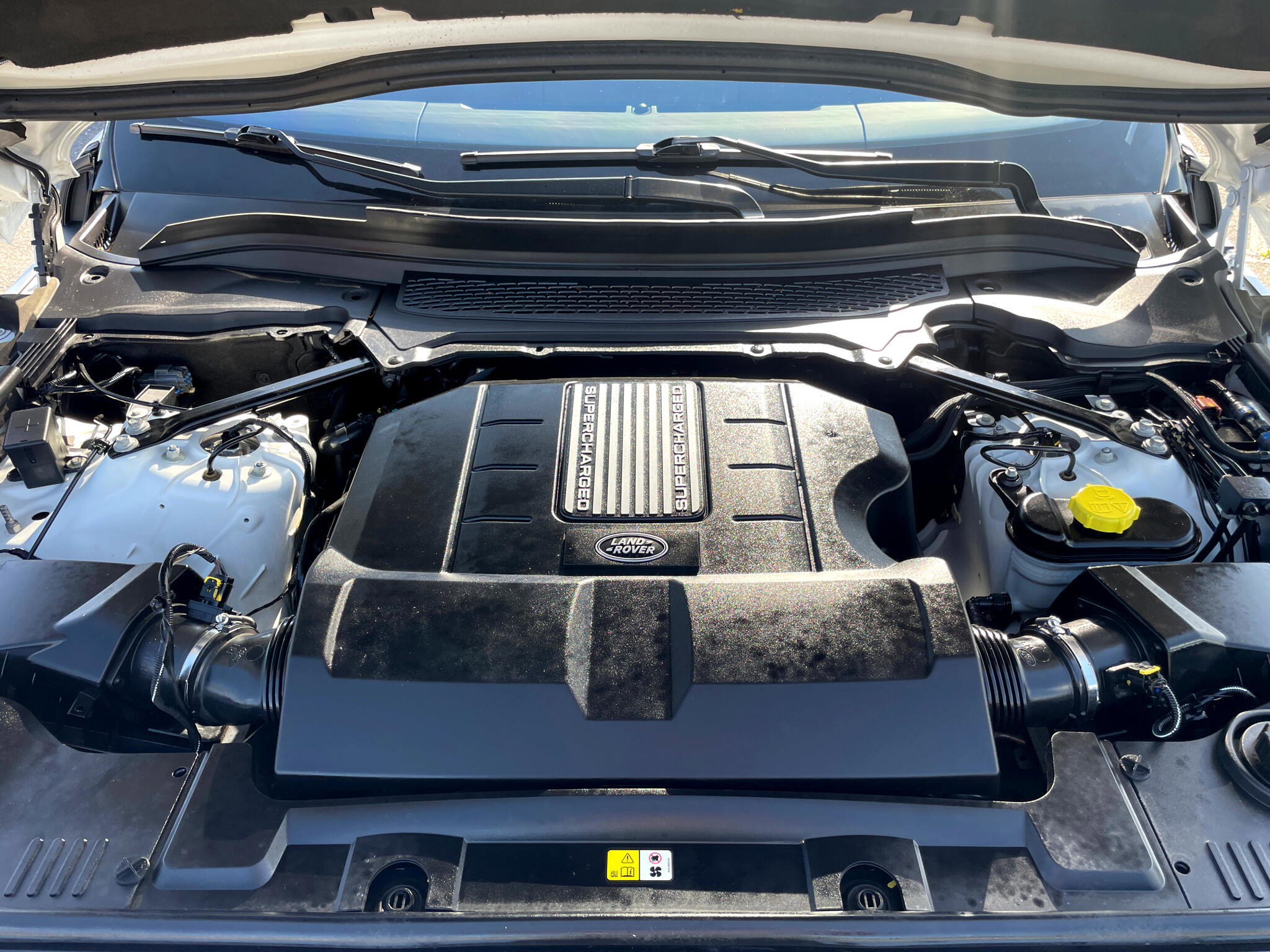 Used 2015 Land Rover Range Rover Autobiography image 55