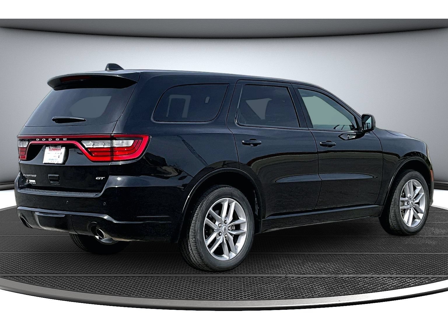 Certified 2025 Dodge Durango GT w/ Trailer Tow Group IV AWD/4WD image 18