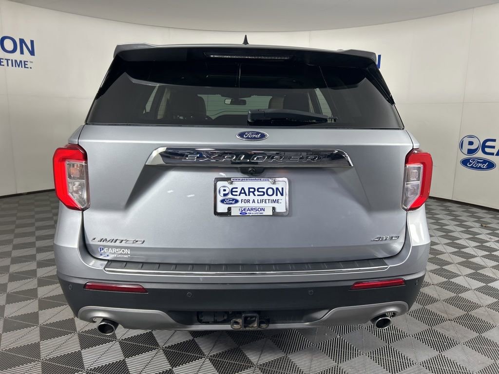 Used 2021 Ford Explorer Limited w/ Equipment Group 301A image 8