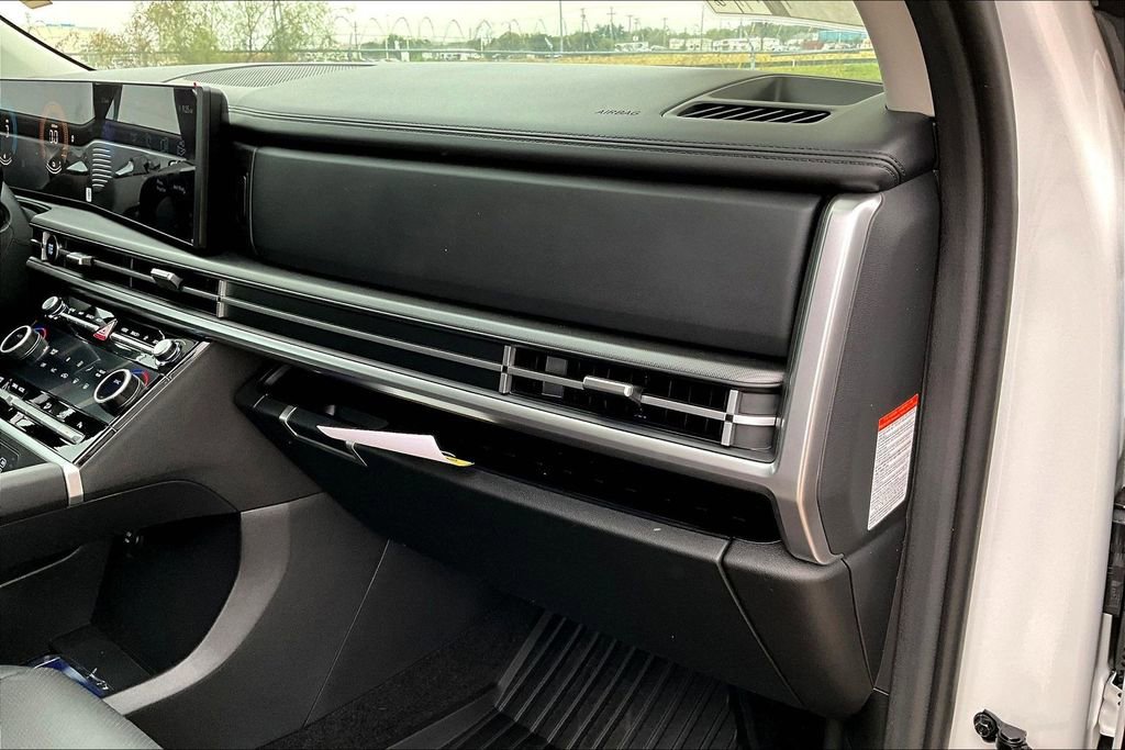 Used 2026 Hyundai Santa Fe SEL image 18