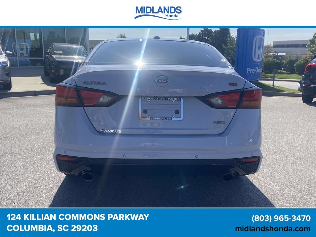 Used 2024 Nissan Altima 2.5 SR AWD/4WD image 5