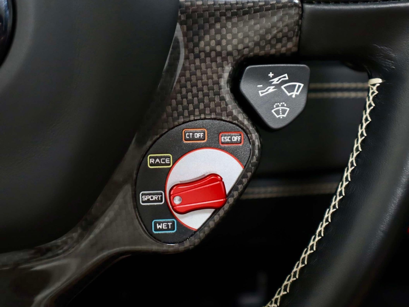 Used 2018 Ferrari 488 Spider RWD image 29