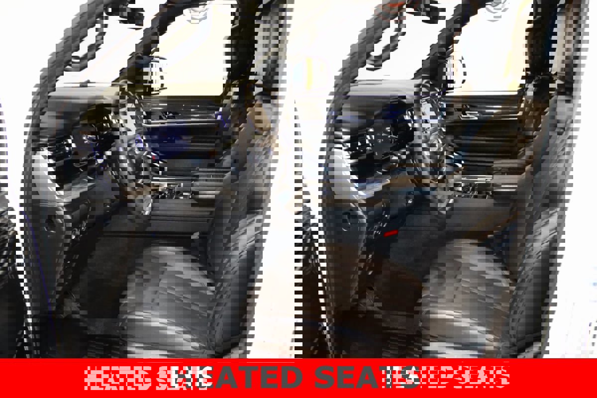 Used 2022 Jeep Wagoneer Series III w/ Premium Group I image 17