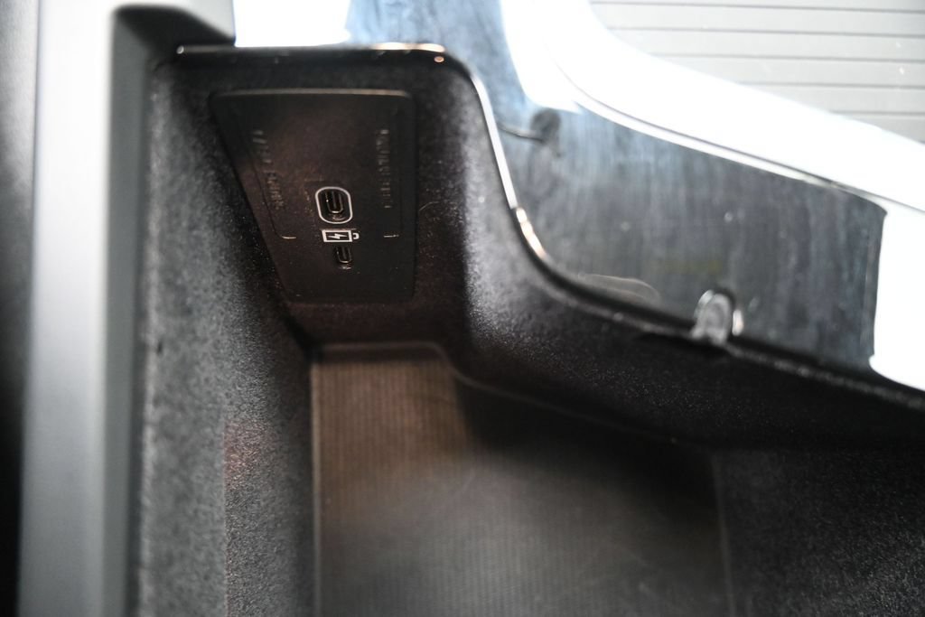 Used 2024 Volvo S60 B5 Core AWD/4WD image 4