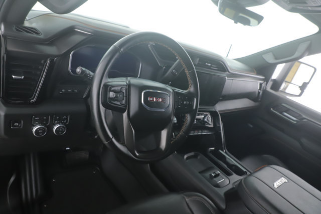 Used 2026 GMC Sierra 2500 AT4 w/ Technology Package AWD/4WD image 18