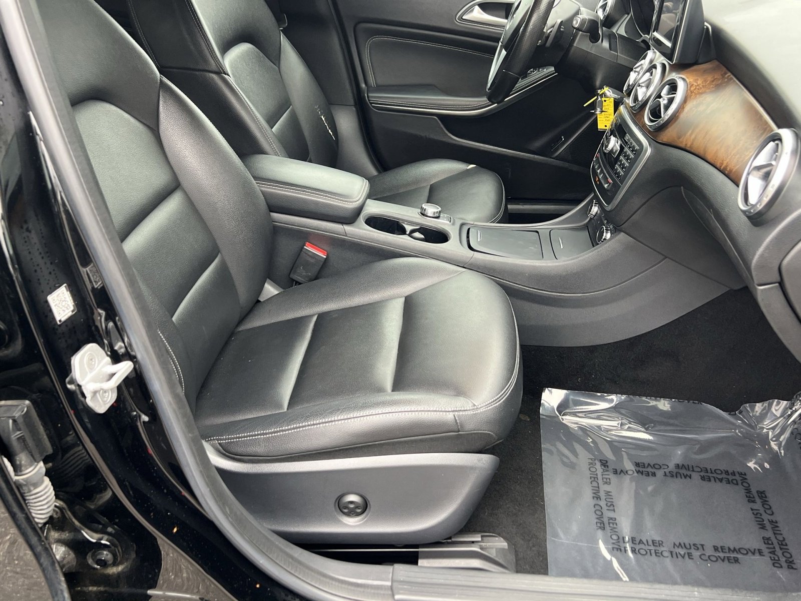 Used 2015 Mercedes-Benz GLA 250 image 30