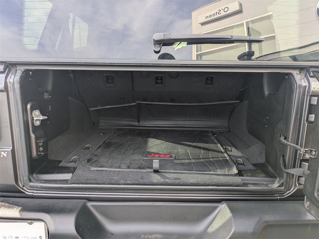 Used 2021 Jeep Wrangler Unlimited Willys image 14