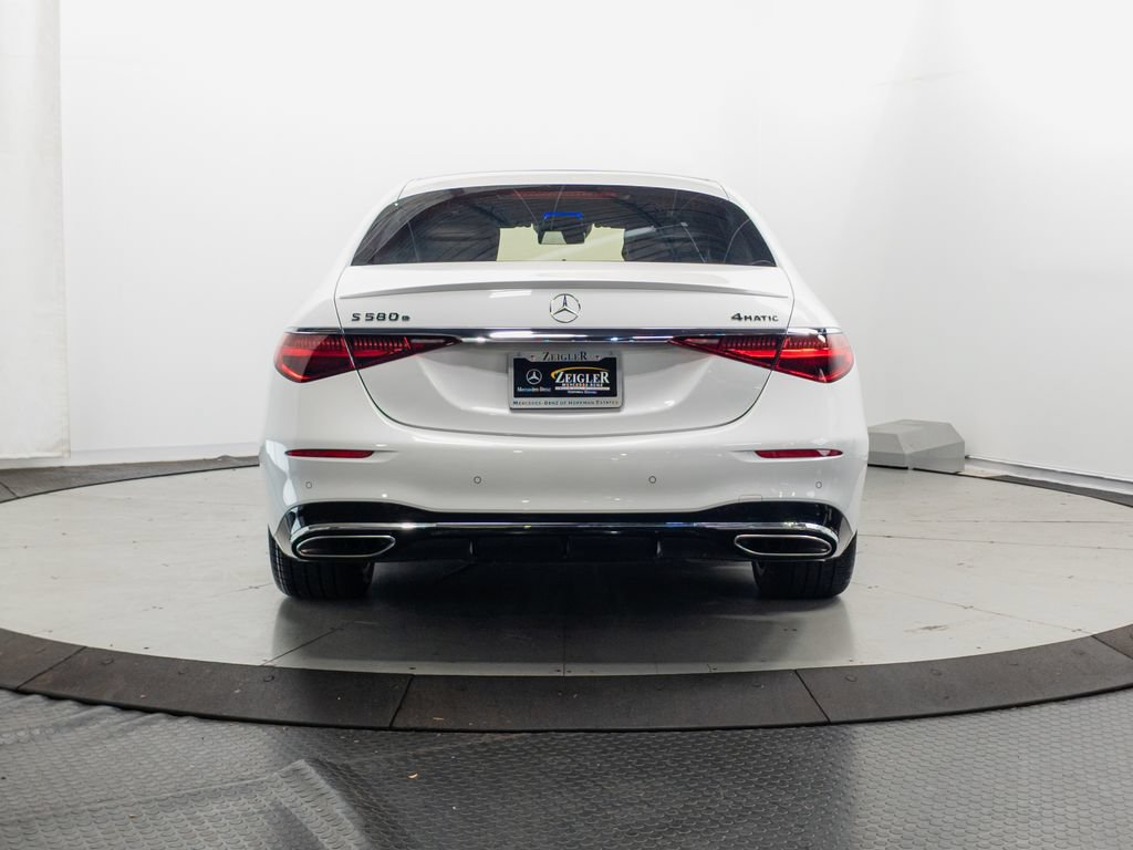 Used 2025 Mercedes-Benz S 580e 4MATIC Sedan image 31