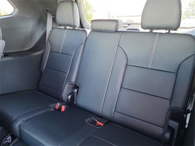 New 2026 GMC Acadia Elevation w/ Black Edition image 17