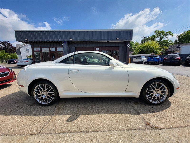 Used 2004 Lexus SC 430 Convertible RWD image 8
