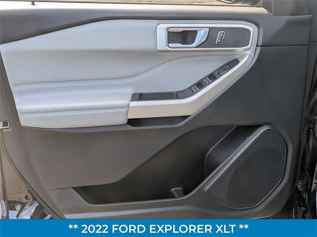 Certified 2022 Ford Explorer XLT w/ Equipment Group 202A image 10