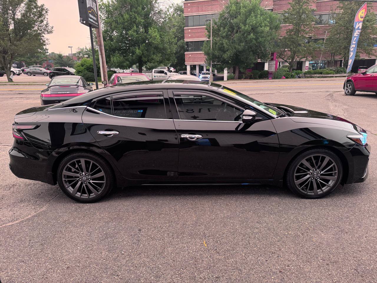 Used 2019 Nissan Maxima Platinum w/ Reserve Package FWD image 6