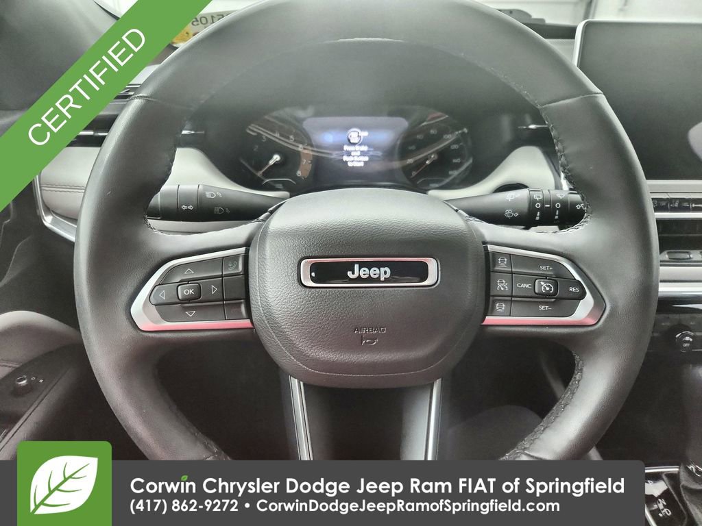 Used 2024 Jeep Compass Limited image 22