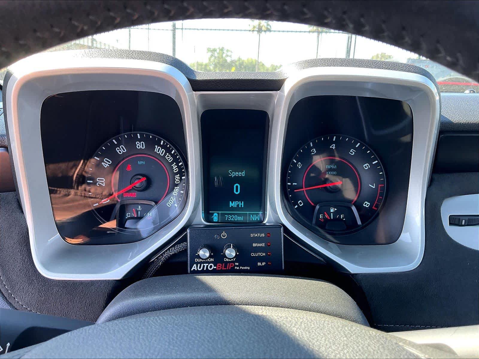 Used 2015 Chevrolet Camaro Z/28 RWD image 23