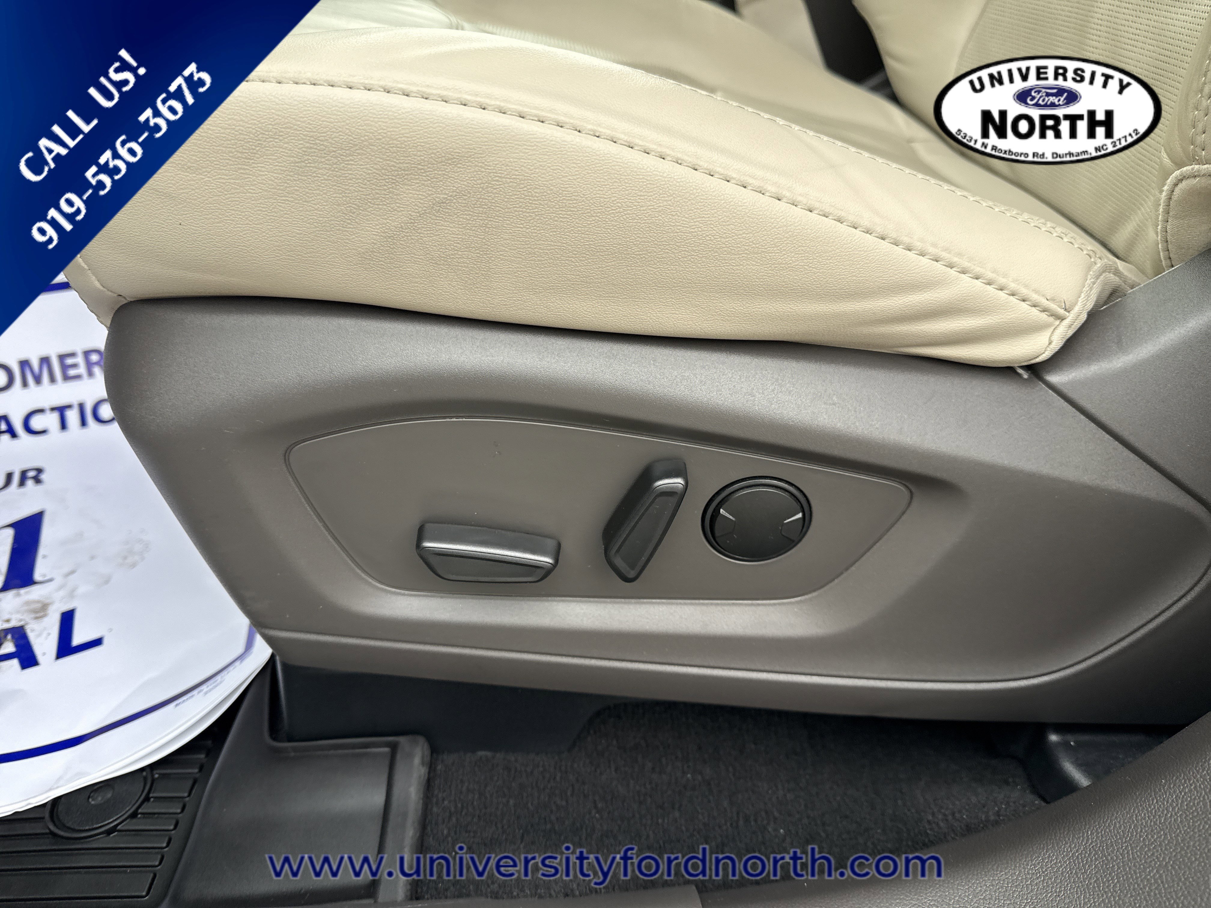 Used 2023 Ford Explorer Platinum w/ Technology Package image 19