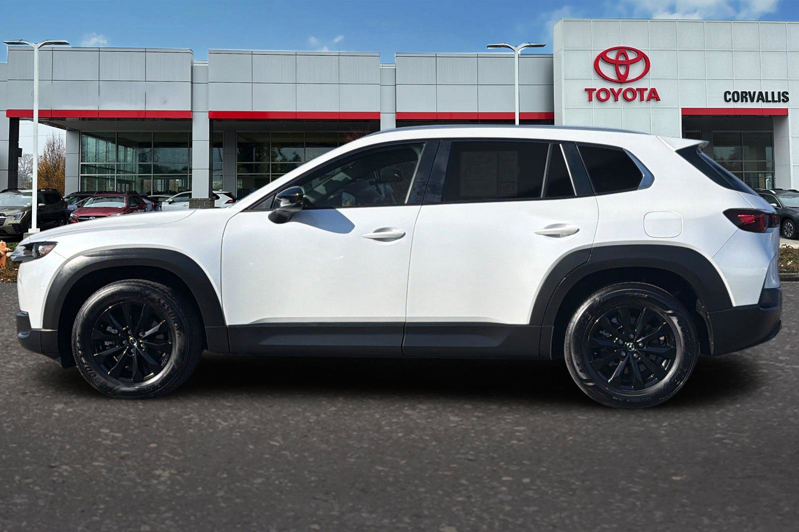 Used 2025 MAZDA CX-50 AWD 2.5 S w/ Preferred Package image 7