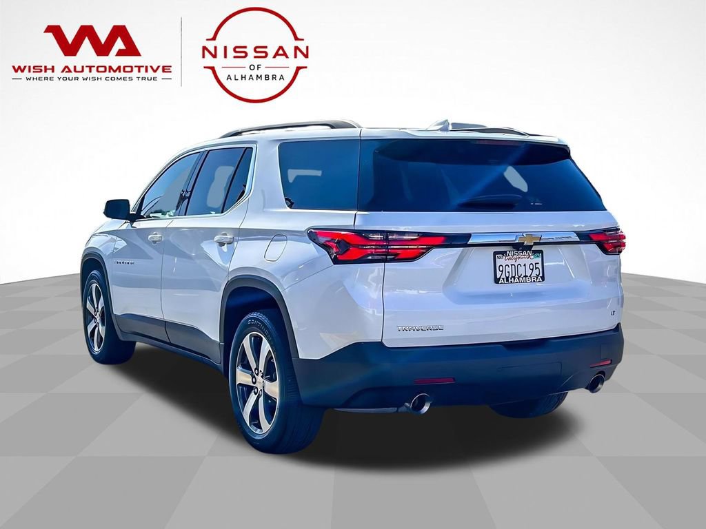 Used 2023 Chevrolet Traverse LT w/ LT Premium Package FWD image 9