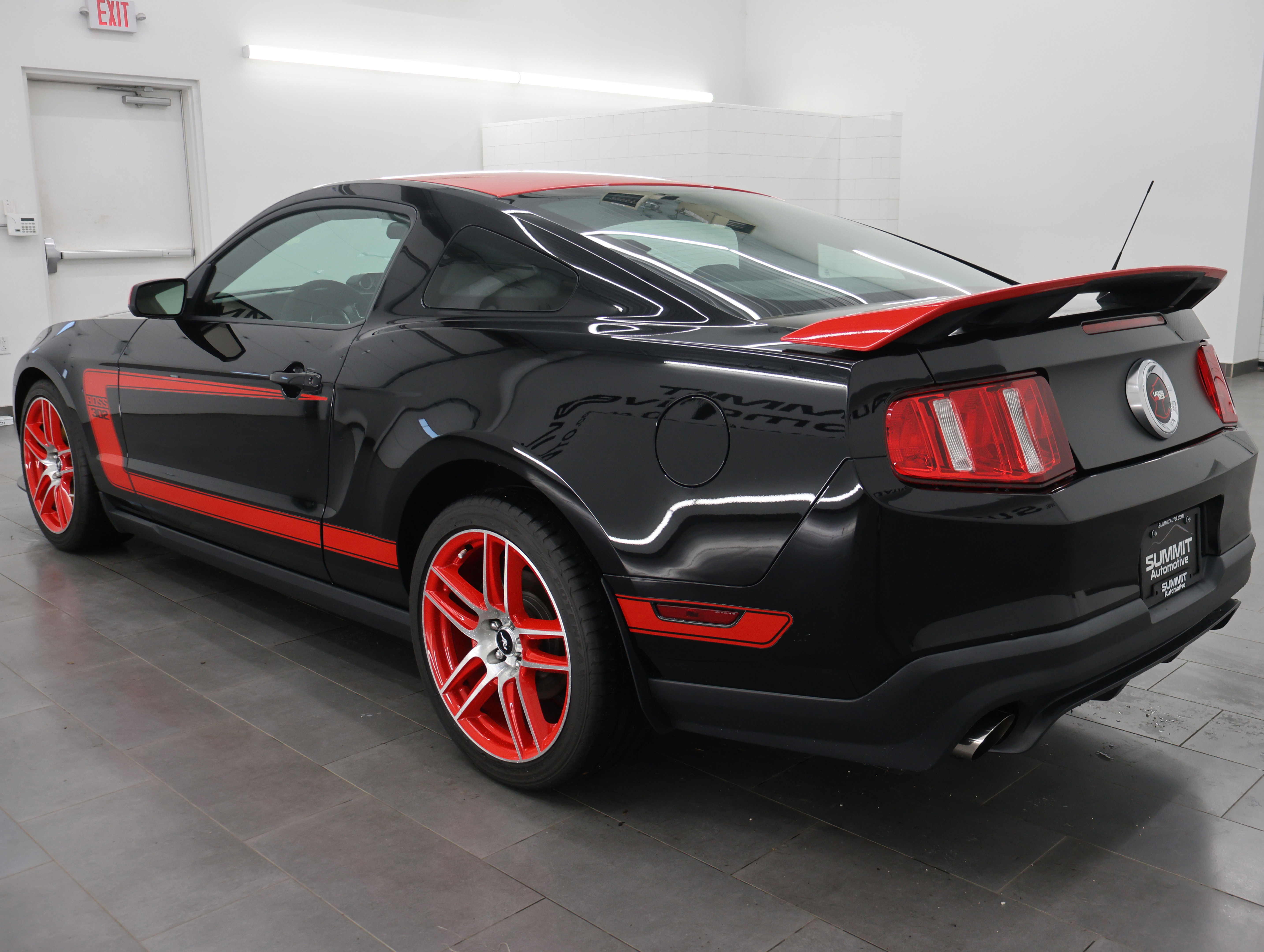 Used 2012 Ford Mustang Boss 302 RWD image 6