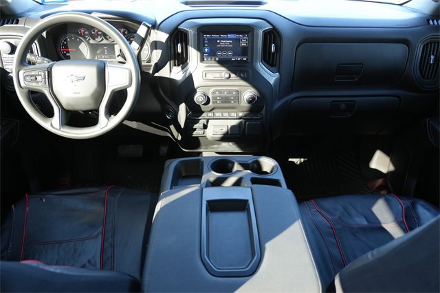 Used 2025 Chevrolet Silverado 2500 Custom w/ Custom Convenience Package image 2