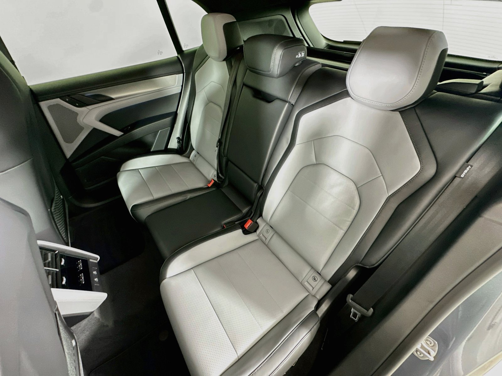 New 2026 Porsche Cayenne S AWD/4WD image 38
