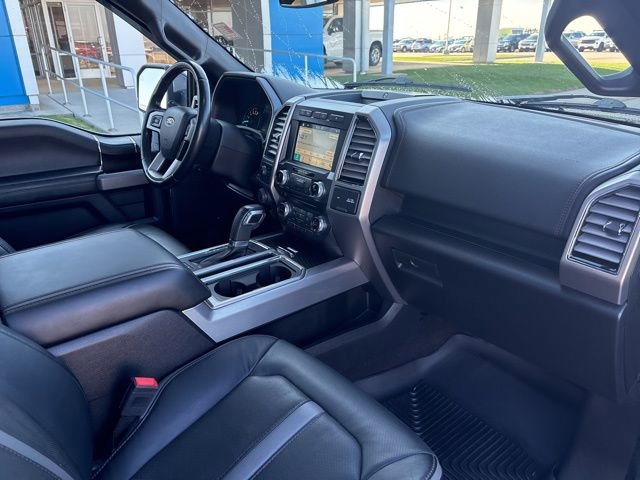 Used 2018 Ford F150 Platinum w/ Equipment Group 701A Luxury image 21