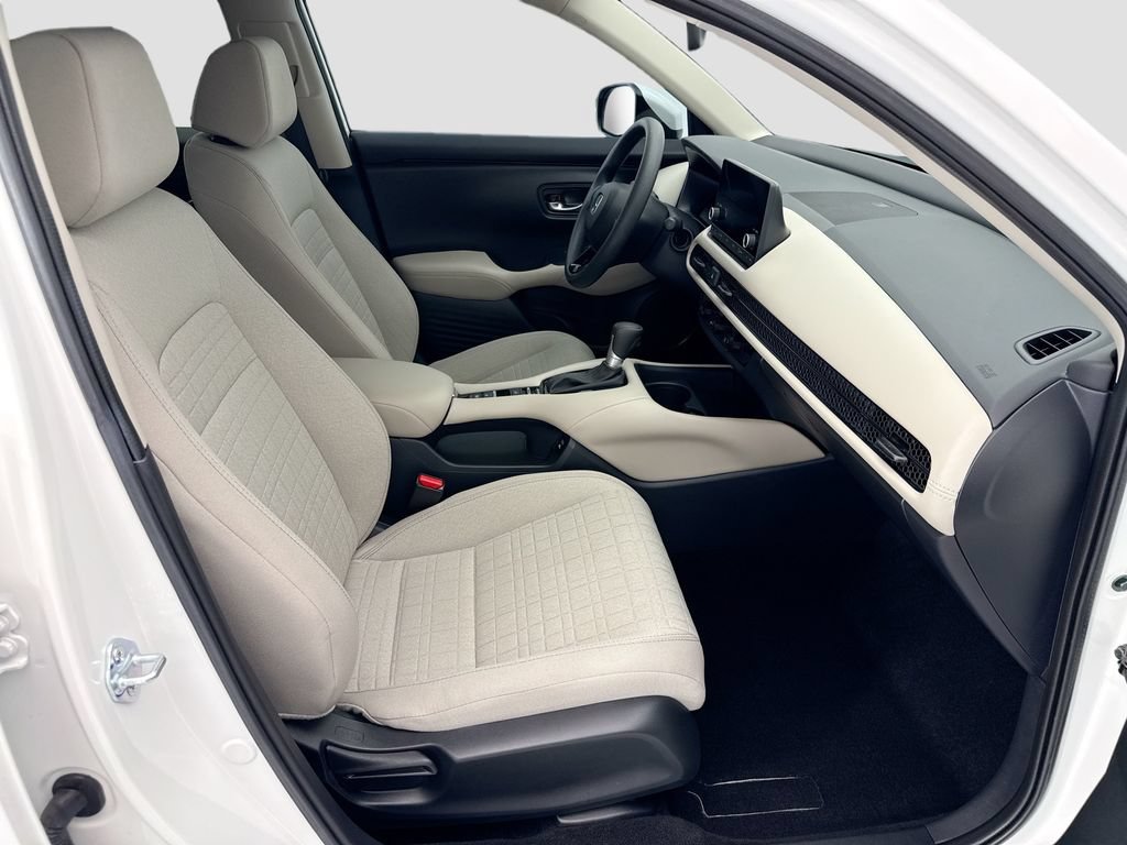 Used 2025 Honda HR-V LX image 18
