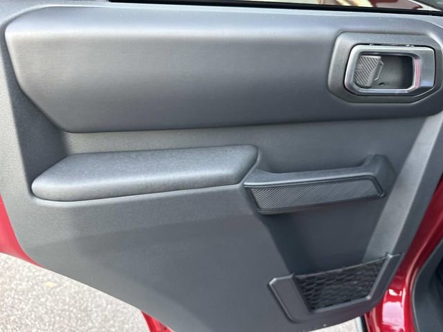 New 2025 Ford Bronco Badlands image 24