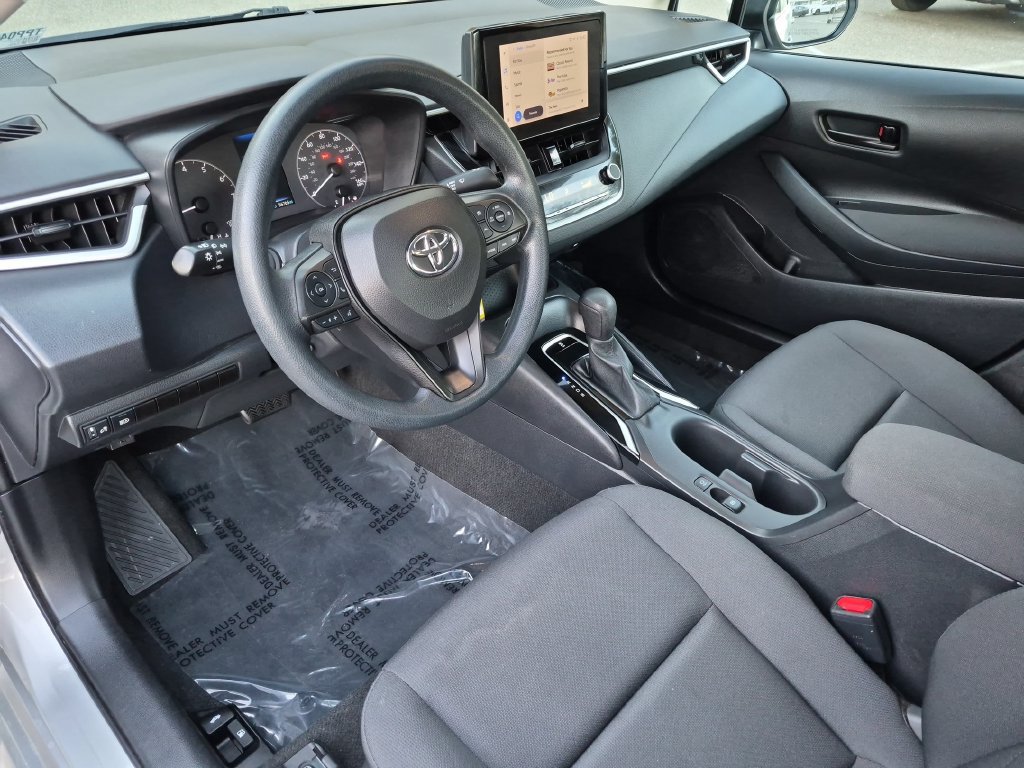 Used 2023 Toyota Corolla LE FWD image 15