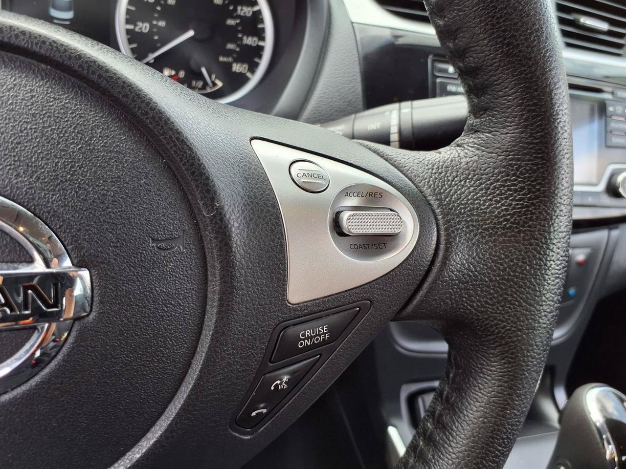 Used 2018 Nissan Sentra SV FWD image 14