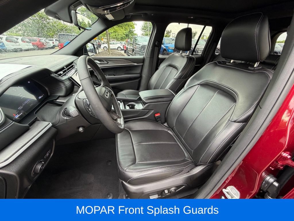 Used 2024 Jeep Grand Cherokee Limited w/ Luxury Tech Group II AWD/4WD image 21
