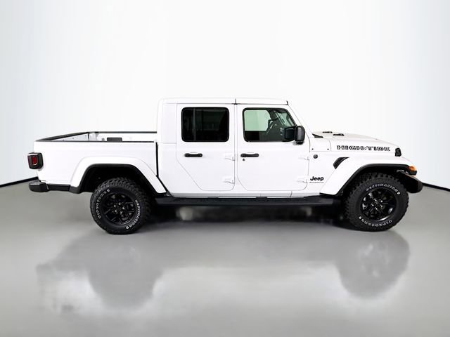New 2025 Jeep Gladiator Sport image 8