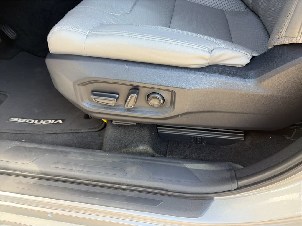 Used 2024 Toyota Sequoia Limited RWD image 12
