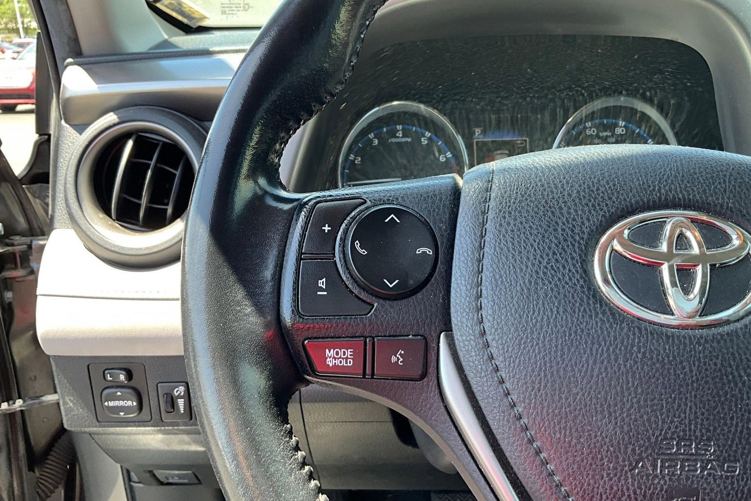 Used 2018 Toyota RAV4 Limited w/ All Weather Liner Package AWD/4WD image 10