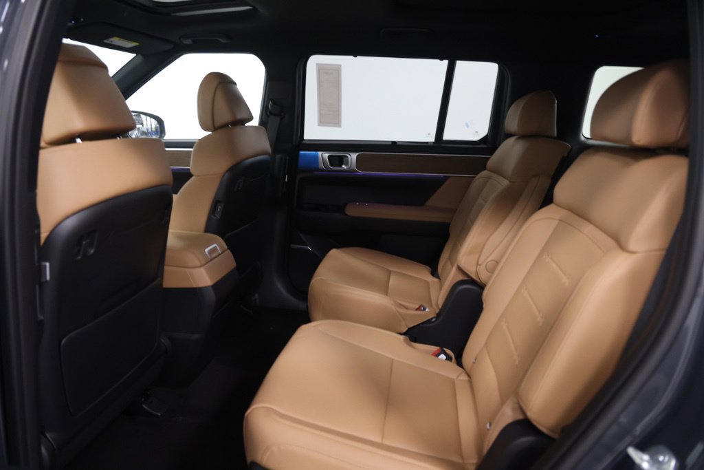New 2027 Hyundai Santa Fe Limited AWD/4WD image 18