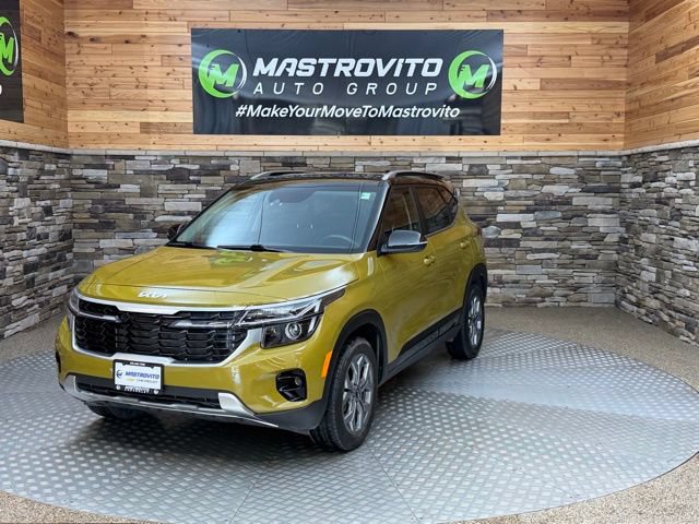 Used 2024 Kia Seltos S AWD/4WD image 4