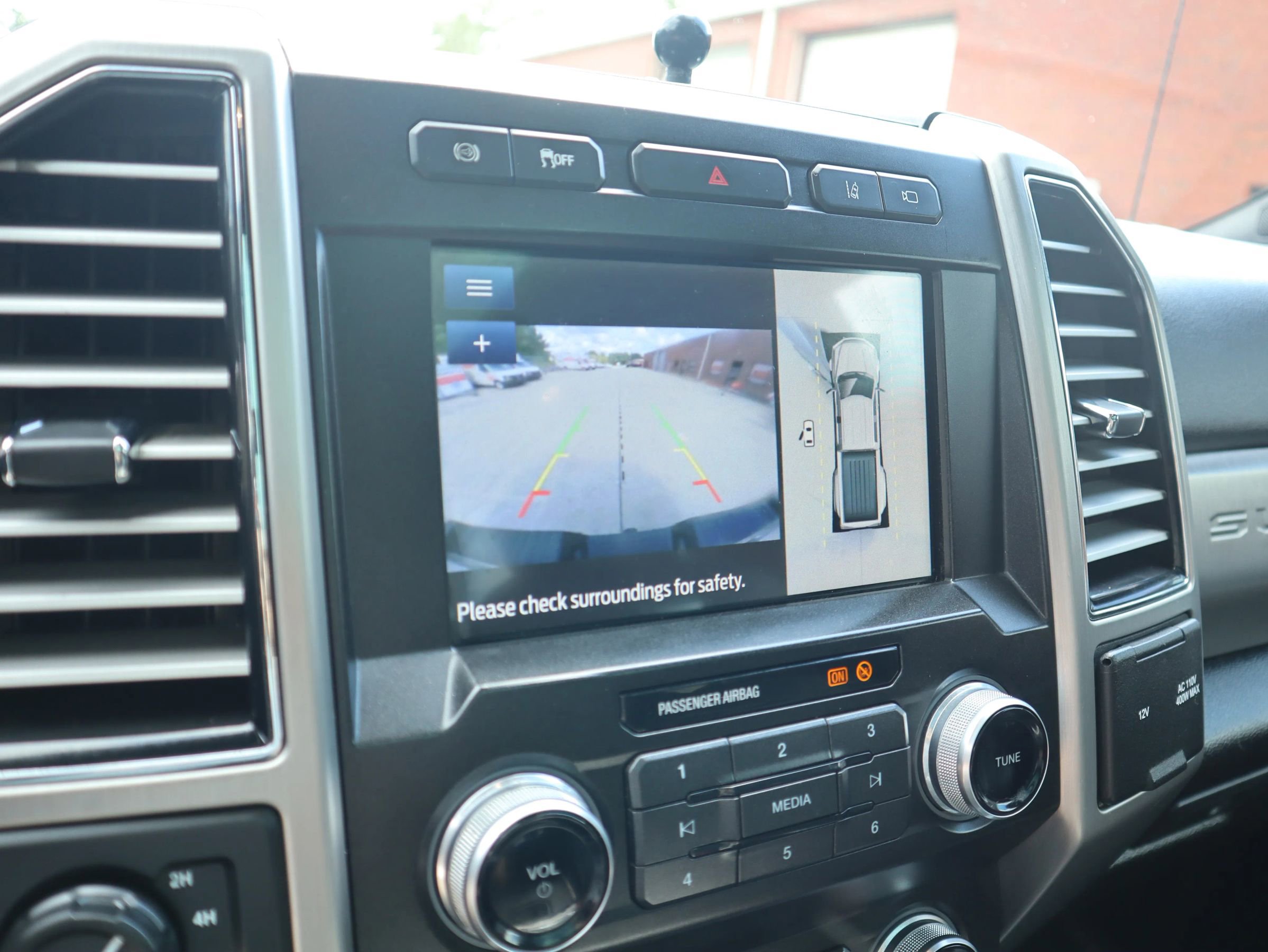 Used 2019 Ford F450 Platinum image 18