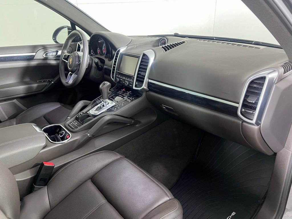 Certified 2015 Porsche Cayenne S AWD/4WD image 18