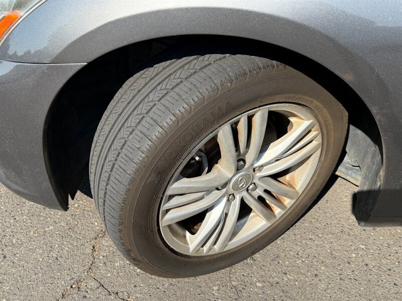 Used 2013 INFINITI G37 x w/ Premium Pkg AWD/4WD image 7
