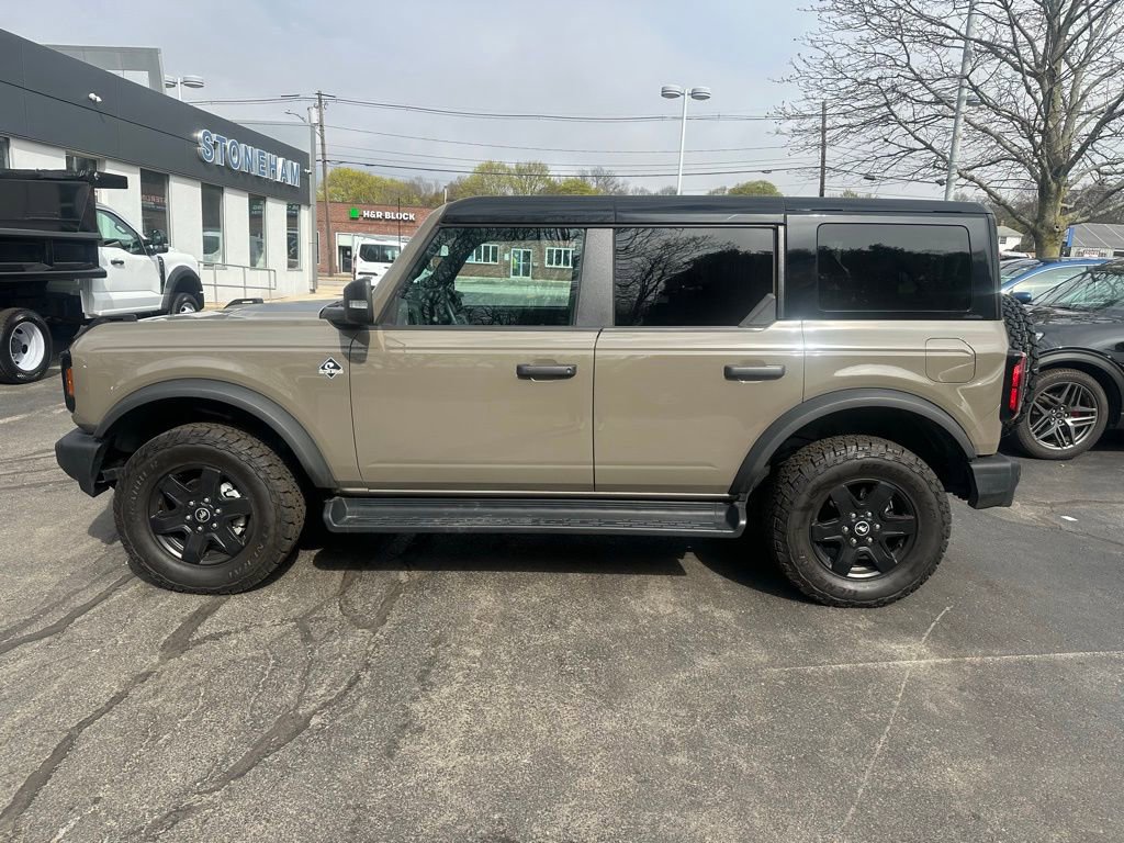 Used 2025 Ford Bronco Outer Banks image 8