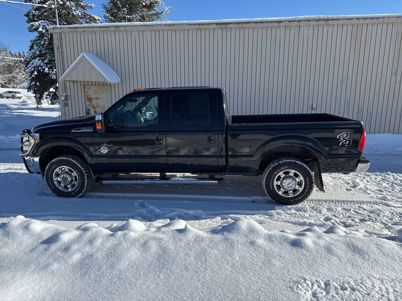 Used 2016 Ford F350 Lariat w/ Chrome Package image 10