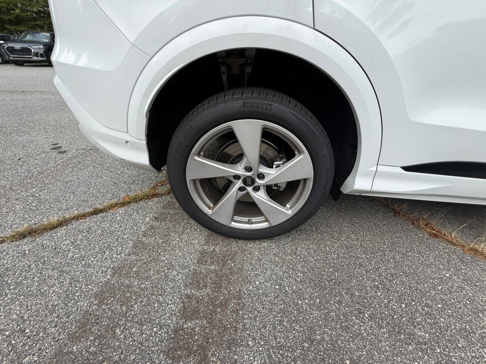 New 2025 Audi Q5 Premium Plus image 23