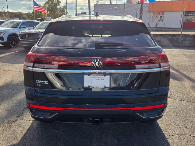 New 2026 Volkswagen Atlas Cross Sport SE FWD image 10