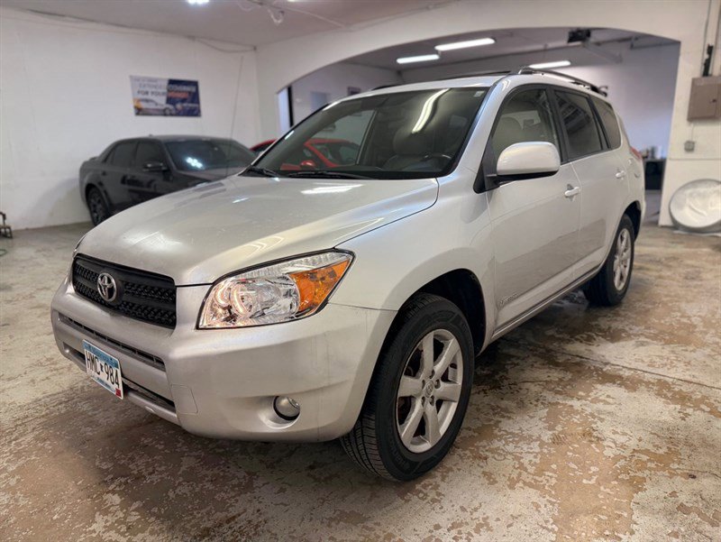 Used 2007 Toyota RAV4 Limited AWD/4WD image 2
